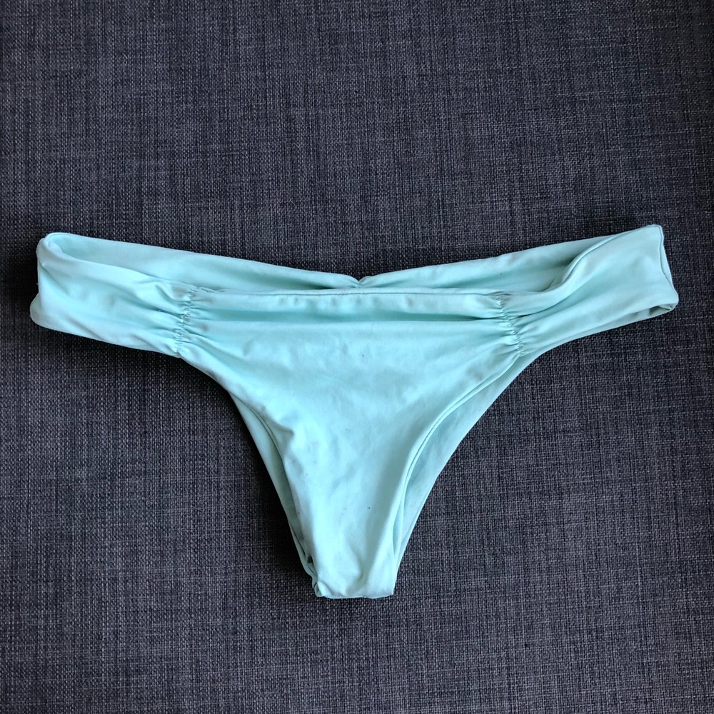 L SPACE bikini bottoms